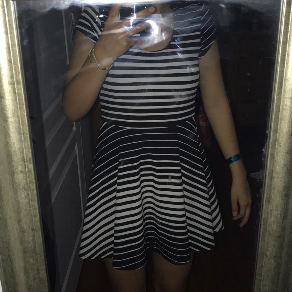 Selling because it is too short. I am 5’8!